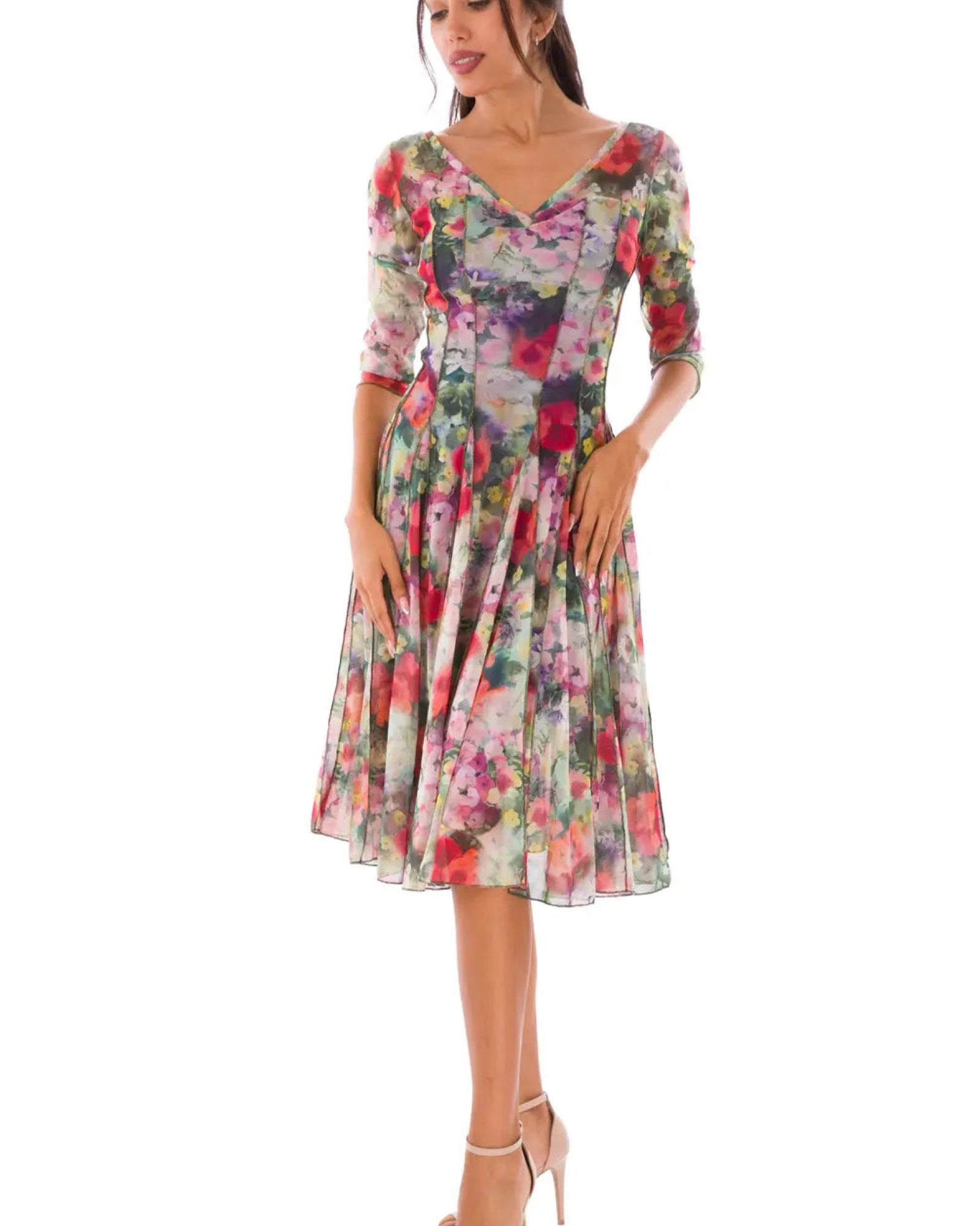PRIMAVERA Fit and Flare 3/4 Sleeves Paneled Floral Print Dress PRIMAVERA Fit and Flare 3/4 Sleeves Paneled Floral Print Dress